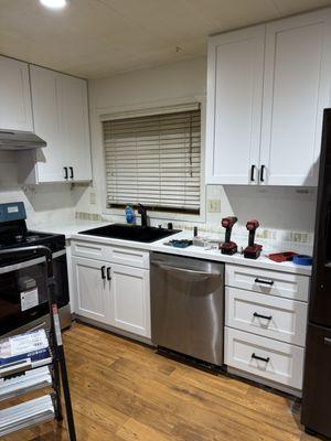 Zavalas Maintenance & Repair Services