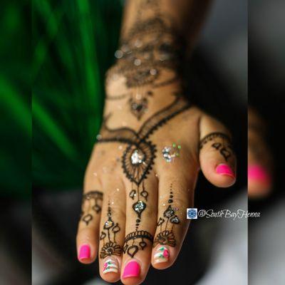 Custom Henna Art