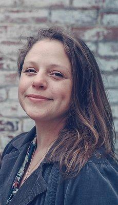 Bobbi J Millheim, LMT