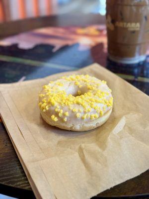 Lemon Ciambella - lemon flavored doughnut filled with lemon curd filling