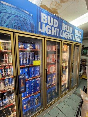 Queen Wash & Dry & Convenience Store