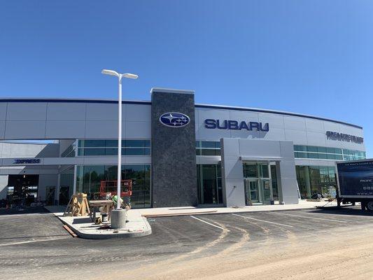 Great staff, Great cars, I would highly recommended this dealer to anyone .