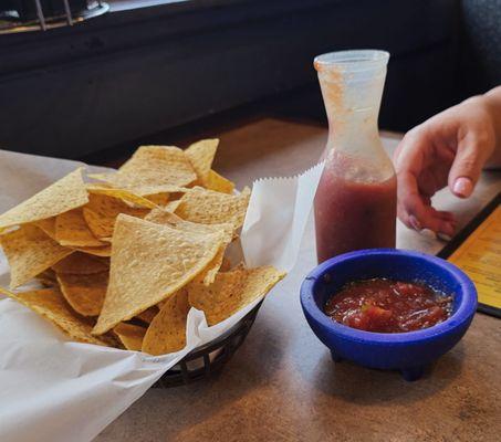 Salsa and chips