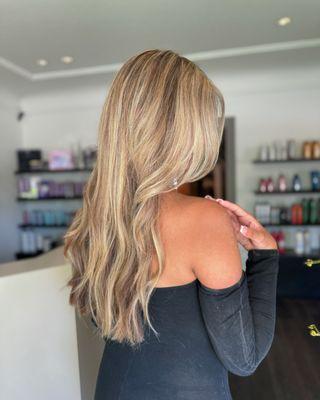 Face framing, Long layers.