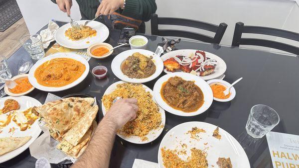 Tandoori Chicken (Half) , Chicken Makhni, Mutton Biryani, Karahi Gosht, Garlic Naan, Chicken Samosa (4 pcs), Qeema Aloo