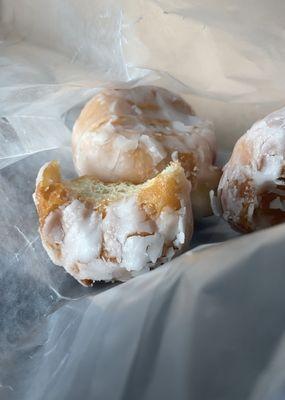 Mel-O-Glaze Bakery & Donut Shop