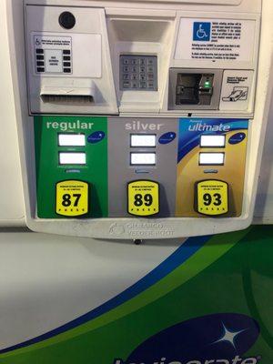 2 different prices displayed in the same gas grade.