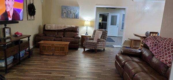 Texas Floor Connection