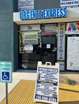 Abogado Y Notario Salvadoreno Rosa Fuentes