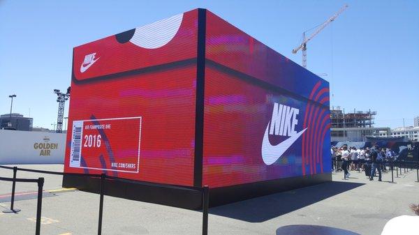 Total Concept Integration Nike LED Shoe Box build
www.tci4d.com