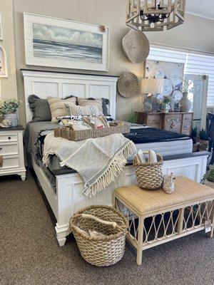 Niche Market Furniture