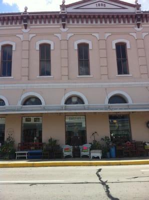 Jr's Antiques & Collectibles