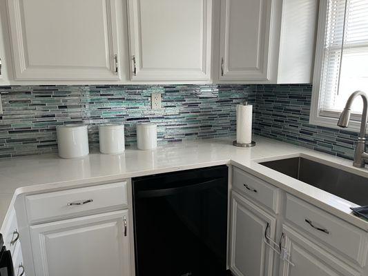 Kris' Tile Service Inc