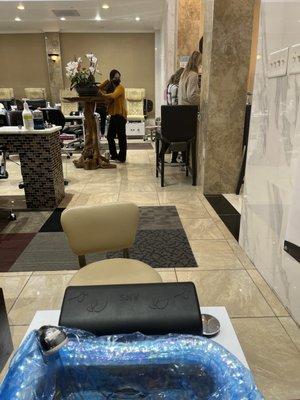 Nail Salon