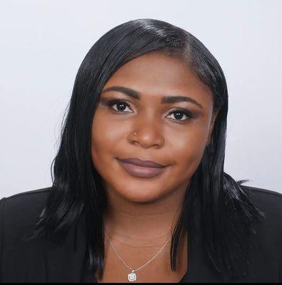 Farmers Insurance - Sophia Louis