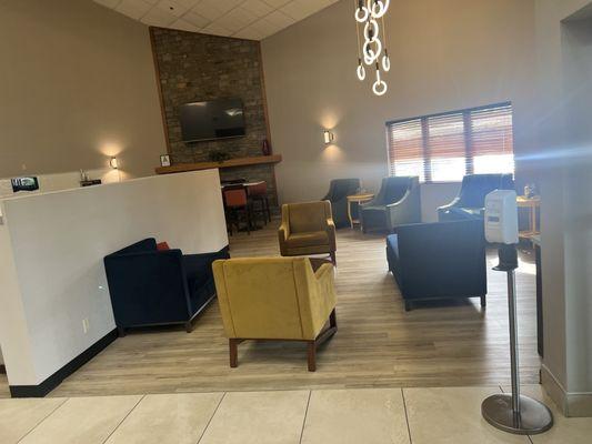 Lobby/breakfast area