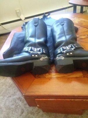 Heels soles stiches out on right boot cost