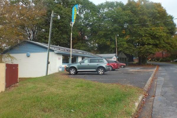 Wash Queen Laundromat