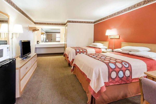 Super 8 By Wyndham Mount Vernon