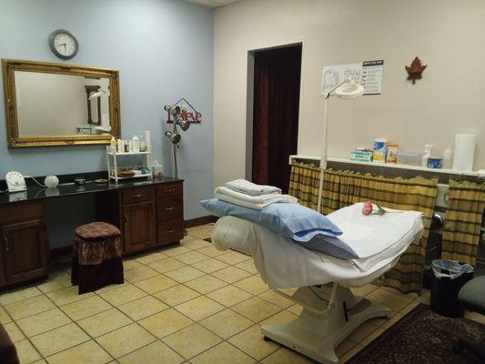 Healing Water Foot Massage & Spa