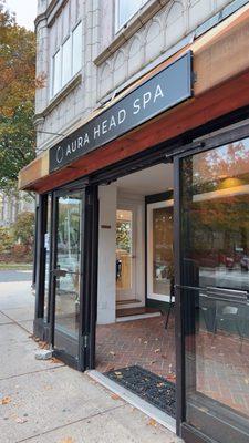 Aura Head Spa