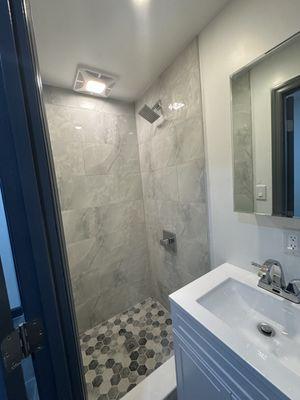 Kingstone Builder & Construction