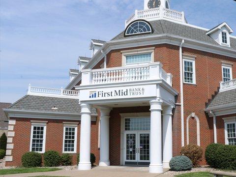 First Mid Bank & Trust - E Locust St