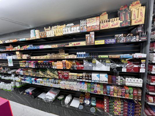 Highway 32 Smoke Shop & Market