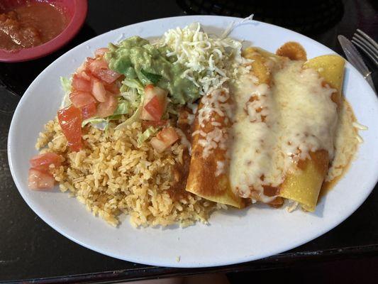 3 Yolandas enchiladas