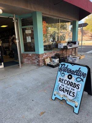 Retroactive Records & Games