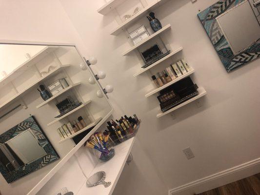 ESMA - Eyebrow Specialist & Makeup Artist