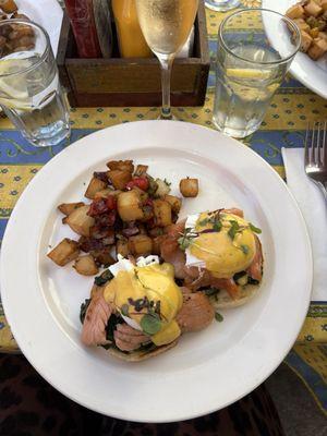 Salmon Benedict with country potatoes