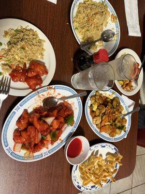 Sweet & Sour chicken, Crab Rangoon, Shrimp fried rice, Cashew Prawn. All were amazing!