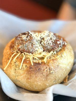 Spaghetti, meatballs, garlic butter/olive oil sauce, bread bowl
