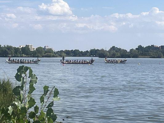 The dragon boats are about to race!