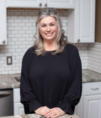 Kim Dixon - Century 21 Professionals