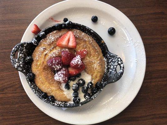 Dutch baby cake