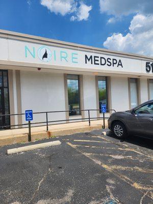 Noire Wellness and Aesthetics