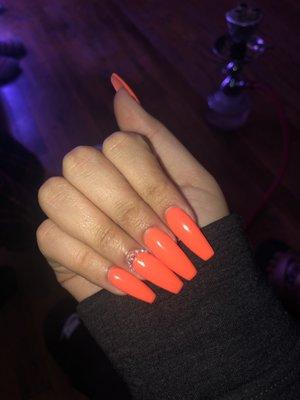 New Funny Nail Salon