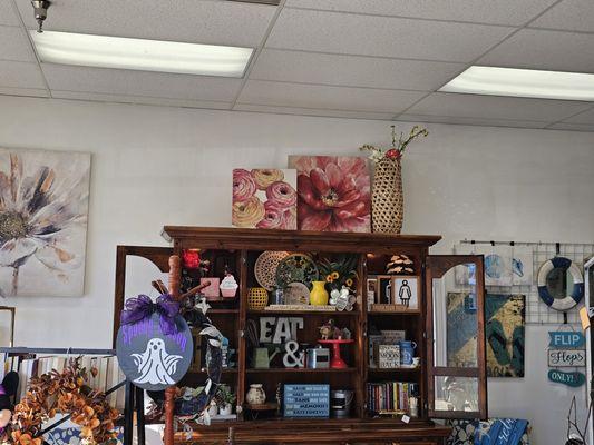 Scarletts Korner Consignments