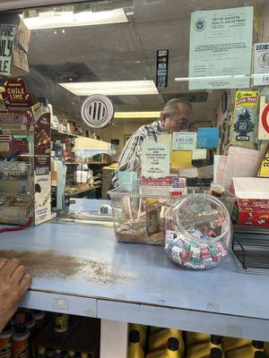 Ruiz Cash & Carry Co