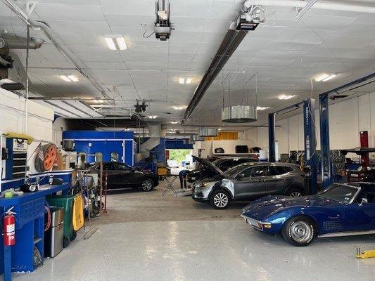 Moppert Brothers Auto Collision at Eagleville