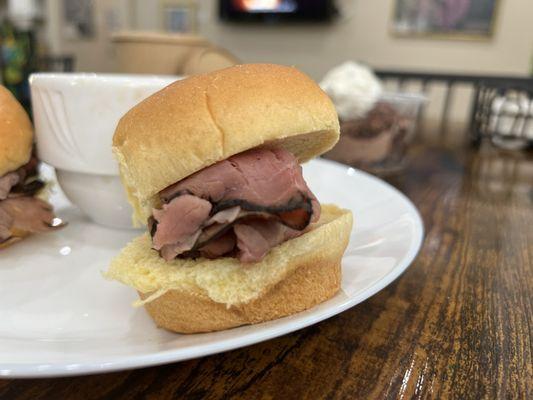 These roast beef sliders don't play.