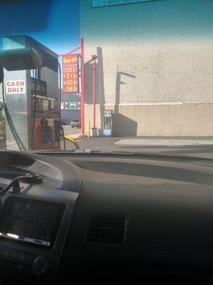 Broadway Diesel & Gas