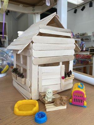 Crafternoons Art Studio