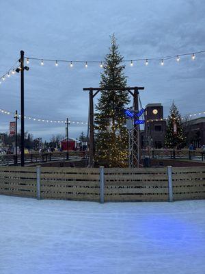 Folsom Historic District Ice Rink