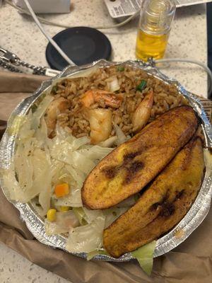 Shrimp rice, cabbage and plantains