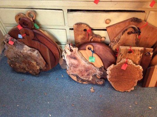 Allen Antiques and Artisans