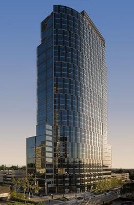 Sacha V Emanuel, Esq