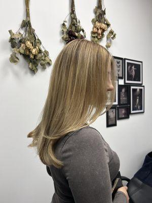 Alluring Looks by Peyton Wray